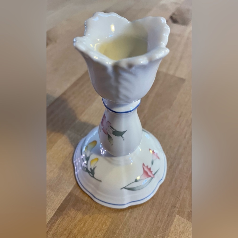 Villeroy & Boch Candlestick Riveria Collection 5” Pink Yellow Tulip Shaped White - Picture 3 of 16